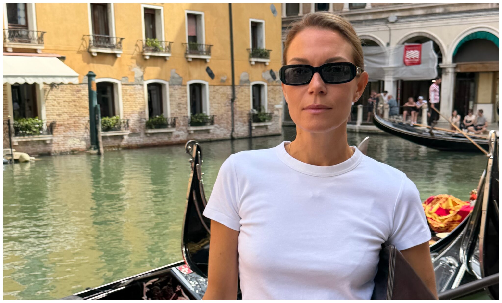 Βίκυ Καγιά στη Βενετία: Το effortless chic look που ξεχώρισε