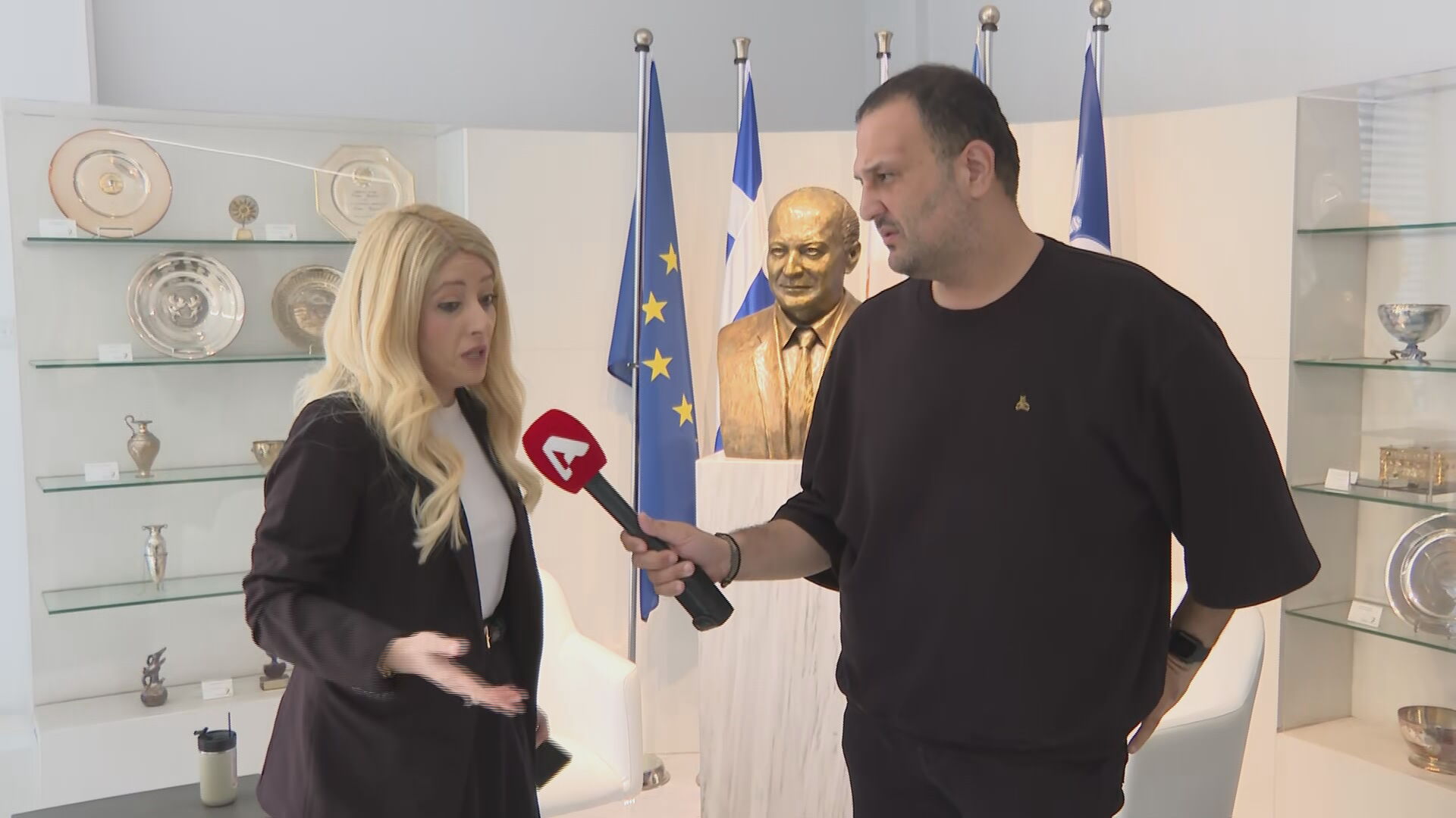 «Δικαίωμα του, υποχρέωση μας»: Το πρώτο σχόλιο Αννίτας για την εξαγγελία Αβέρωφ