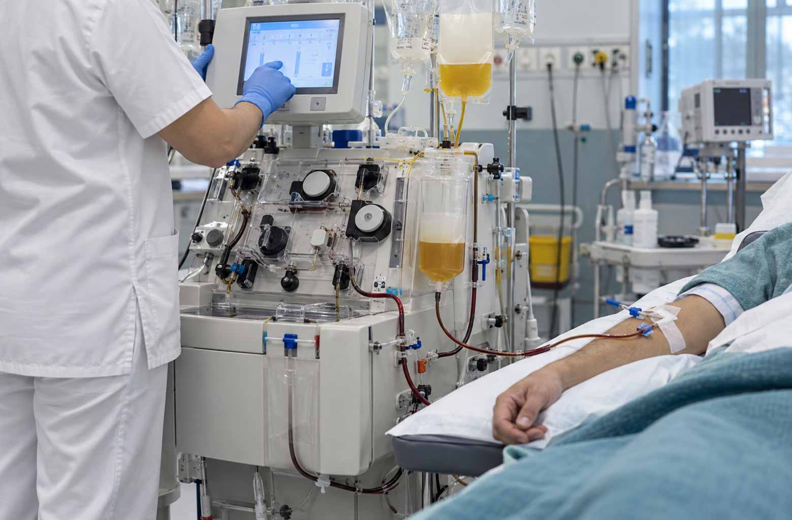Κινδύνευσε και Κύπρια στο κέντρο του Κολωνακίου: Οι κίνδυνοι του διαδικτύου και οι δήθεν θεραπείες