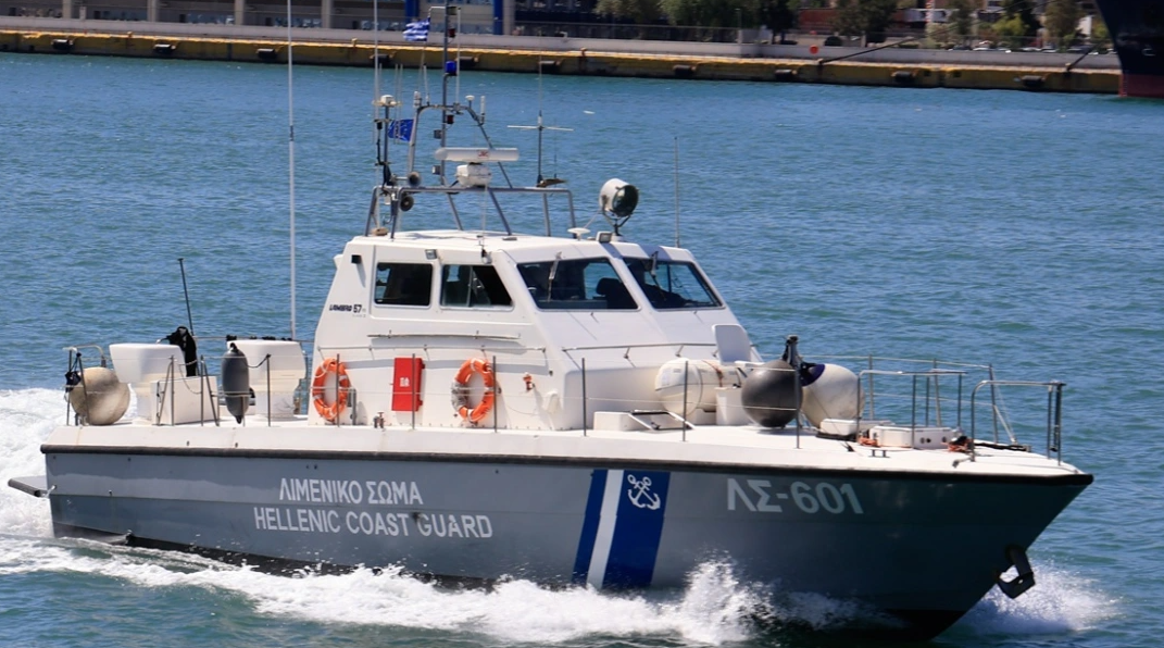 Βυθίστηκε ταχύπλοο μετά από φωτιά ενώ ήταν αγκυροβολημένο στο Δεβελίκι Χαλκιδικής