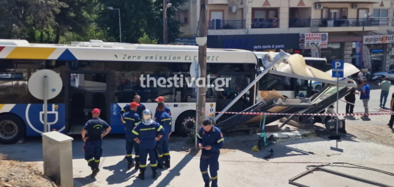 Αναστάτωση στη Θεσσαλονίκη: Λεωφορείο έπεσε σε στάση, τρεις τραυματίες (ΒΙΝΤΕΟ&ΦΩΤΟ)