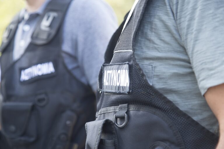 Μεγάλη επιχείρηση κατά της λαθροθηρίας στη Λάρνακα: Βρήκαν 103 παγιδευμένα άγρια πτηνά και 12 νεκρά