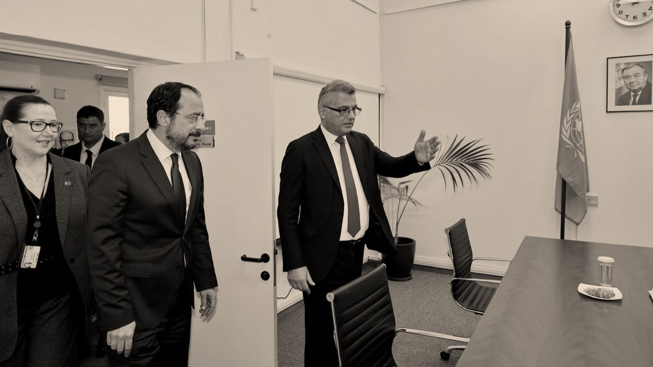 Επαφές με χαμηλές προσδοκίες