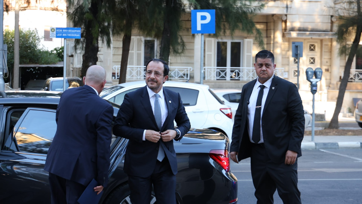 «Δεν γνώριζα για τη λιμουζίνα»: Σήκωσε το γάντι ο Χριστοδουλίδης, βλέπει εσκεμμένη διαρροή από τη Βουλή