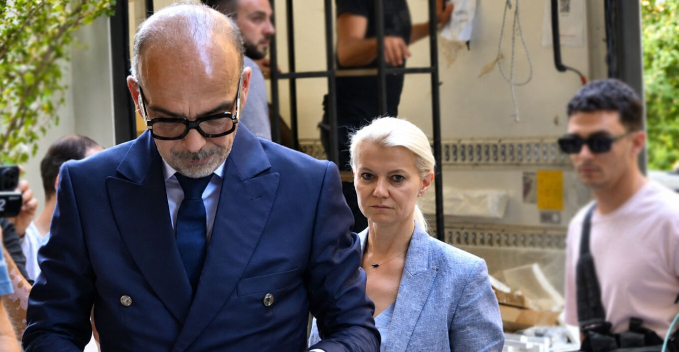 «Πρώτα έχουμε τον Θεό και μετά εμένα»: Τι καταγγέλλει ασθενής με επιθετικό καρκίνο για τον Θεοδωρόπουλο