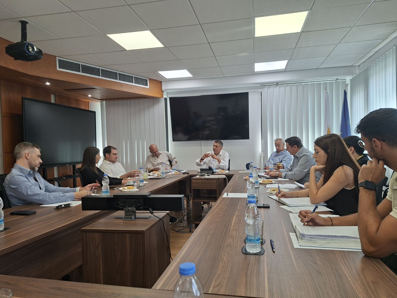 ΣΑΗ και PAEK: Ζητούμενο μια πιο Ανταγωνιστική Αγορά Ηλεκτρισμού προς όφελος των καταναλωτών