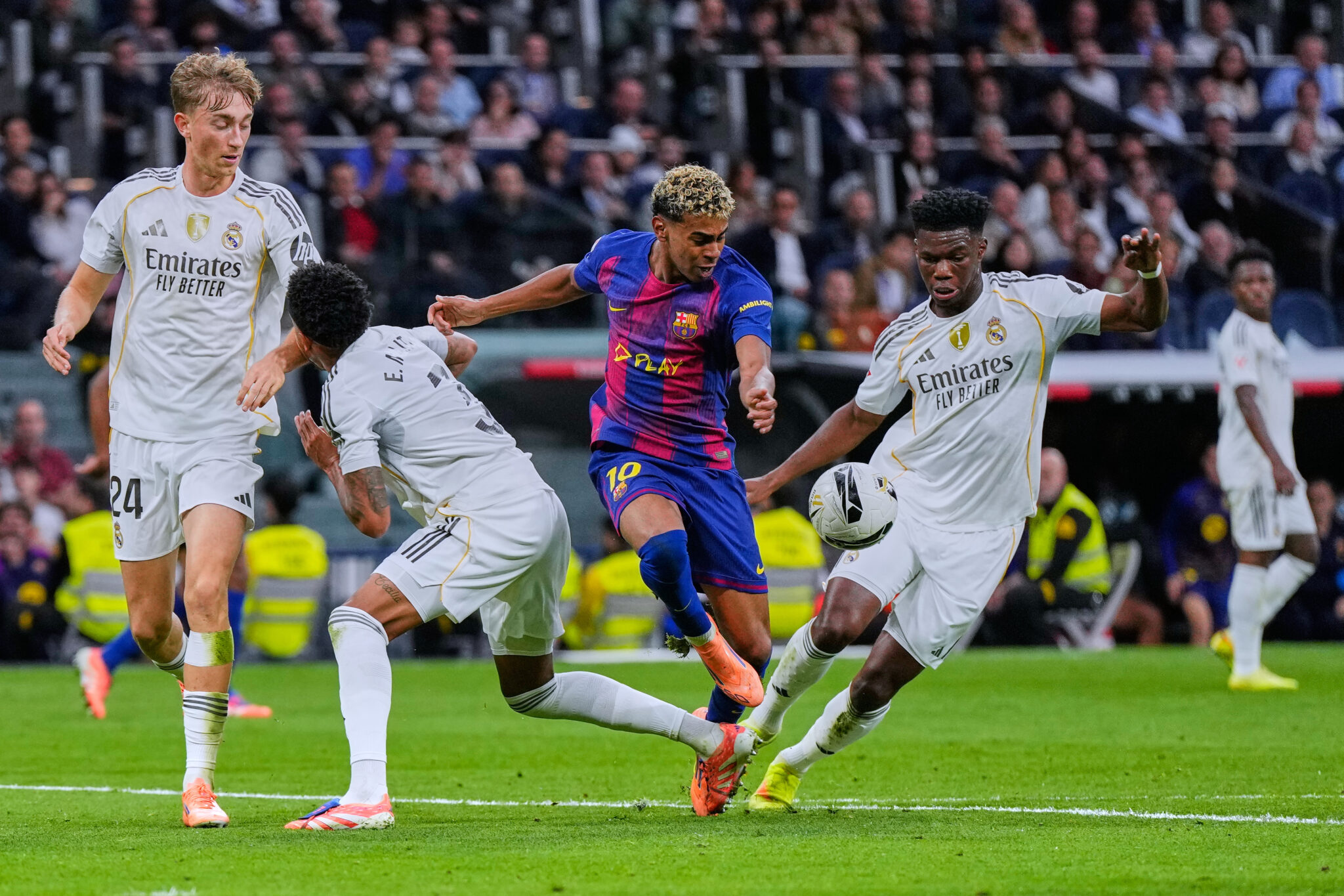 La Liga-10η αγωνιστική: Ώρα για clasico με την Μπαρσελόνα να ψάχνει ρεκόρ και 10/10 κόντρα στη Ρεάλ που… καίγεται