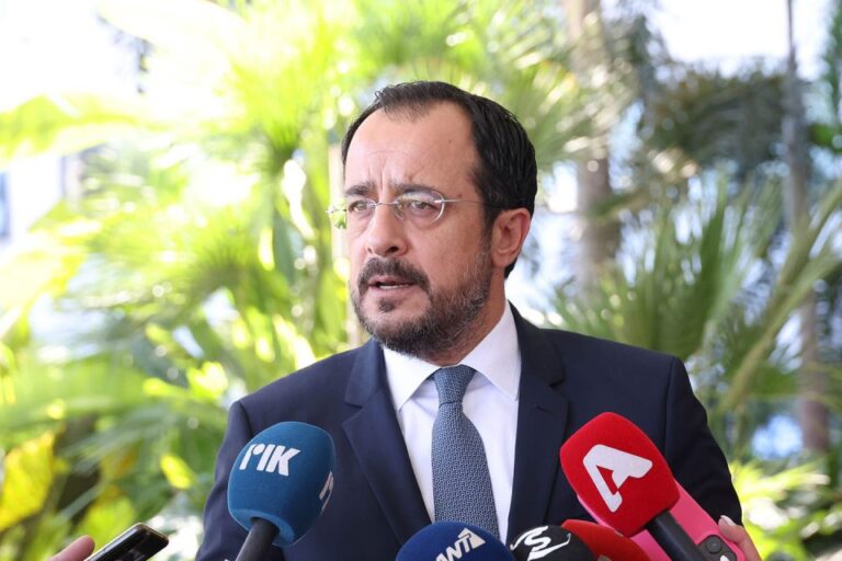ΠτΔ για αύξηση τιμών: Η Κυβέρνηση αξιολογεί καθημερινά τα μέτρα και παρεμβαίνει