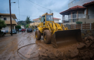Σε Red Code η Κρήτη: Πλημμύρες, απεγκλωβισμοί και ζημιές, σε επιφυλακή το νησί (ΦΩΤΟ)