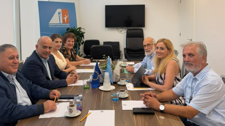 ΔΗΠΑ και Οικολόγοι συζήτησαν για τη μεταρρύθμιση του εκλογικού νόμου