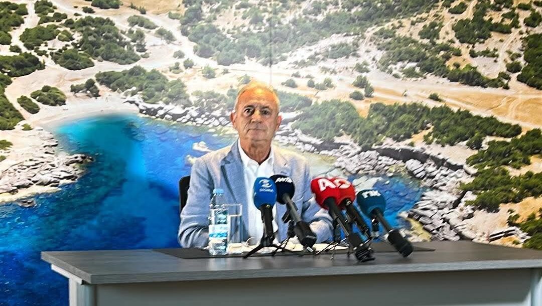 Αβέρωφ Νεοφύτου: Από βδομάδας θα απαντήσει στα περί πιέσεων στην Αννίτα, δεν αρνείται να συναντήσει Αναστασιάδη