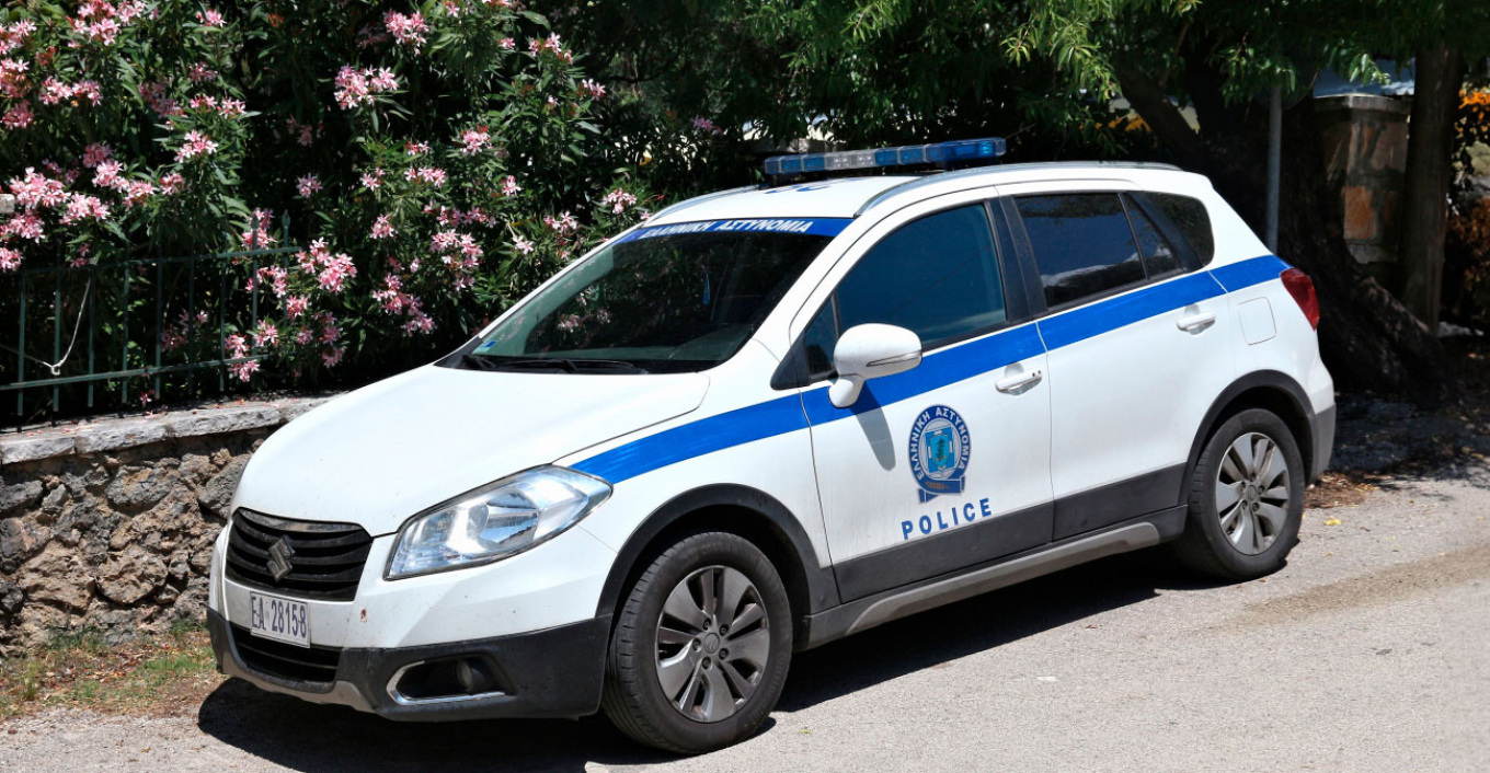Αδέρφια έθαψαν τη μητέρα τους στον κήπο του σπιτιού τους στην Αμαλιάδα