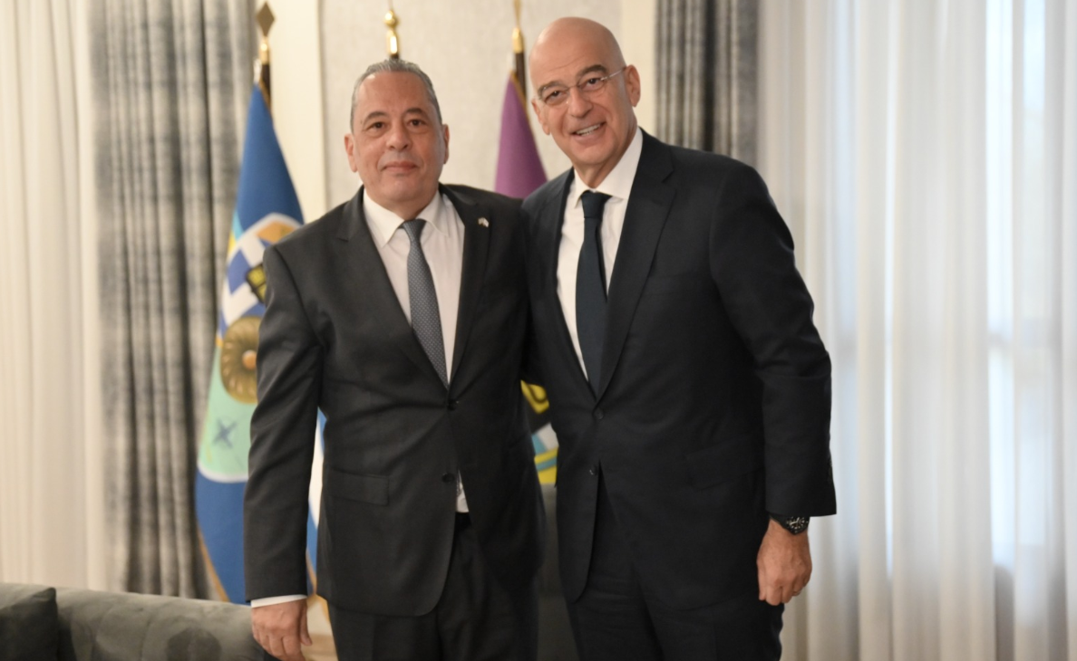 Για ασφάλεια και αμυντική συνεργασία συζήτησαν Δένδιας και Πάλμας