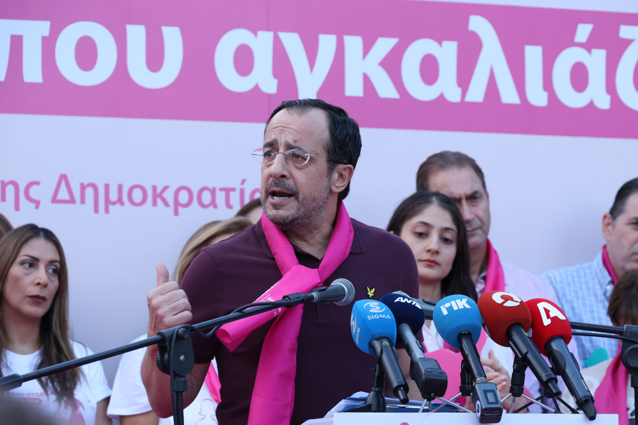 Δύο νέες παρεμβάσεις για ασθενείς με καρκίνο ανακοίνωσε ο ΠτΔ, η αφιέρωση στη Στέλλα Κυριακίδου