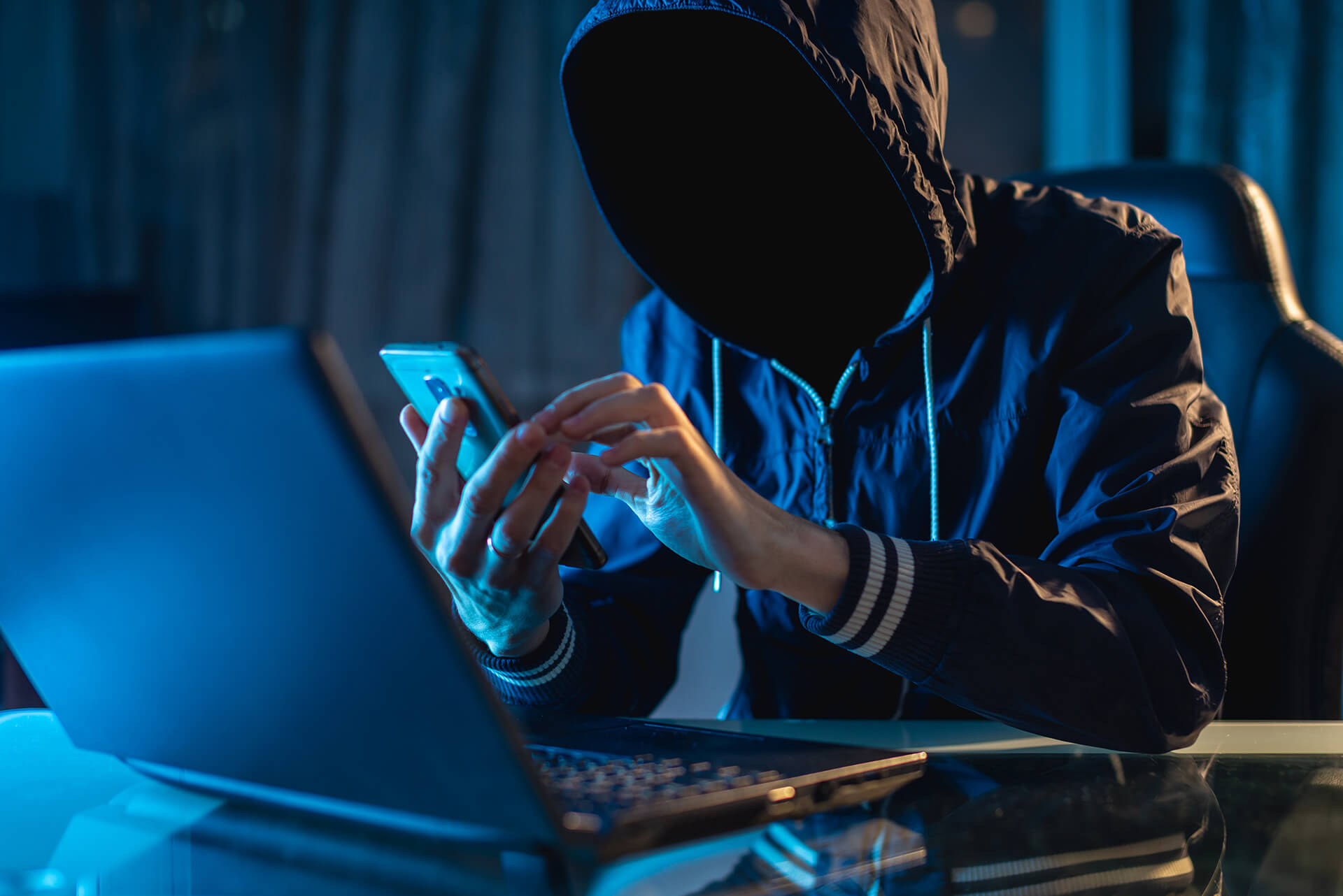 Με SMS 20χρονος απέσπασε πάνω από €19,500 στην Πάφο, εκκρεμούν τρεις υποθέσεις εναντίον του