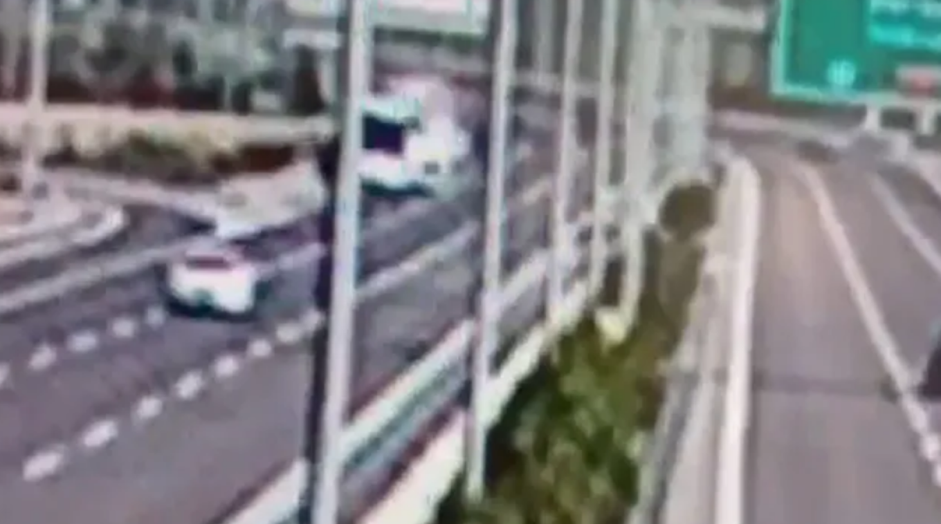 Βίντεο από τροχαίο με 11 νεκρούς στην Τουρκία: Οδηγός λεωφορείου έκανε όπισθεν και φορτηγό έπεσε πάνω του