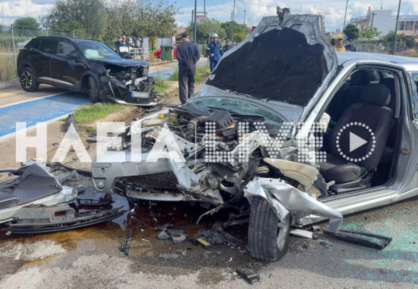 ΦΩΤΟ: Τραγωδία στον Πύργο, μία νεκρή και δύο σοβαρά τραυματίες μετά από φοβερό τροχαίο